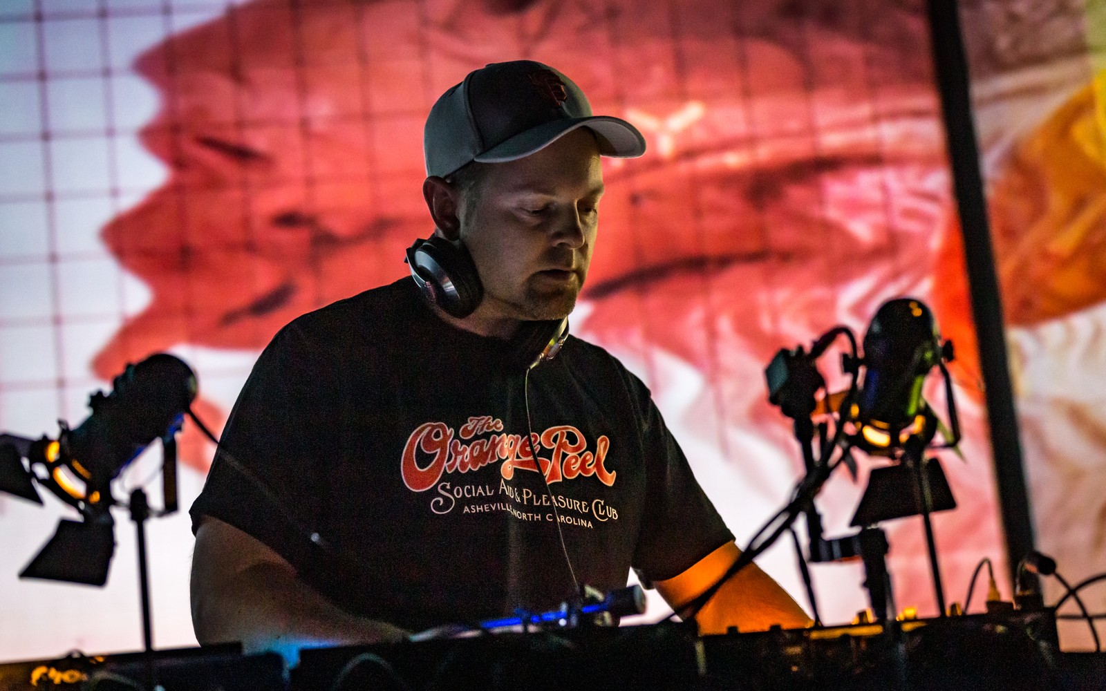 DJ Shadow