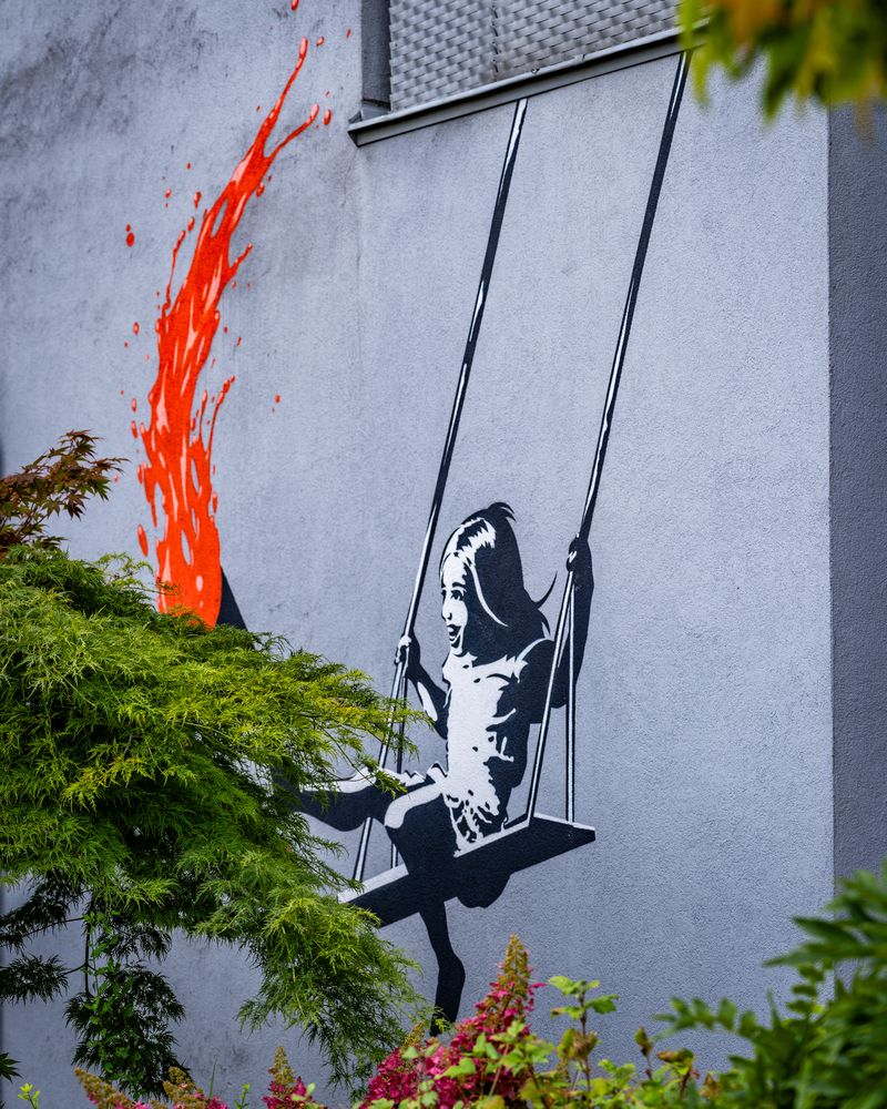 Banksy (replica)